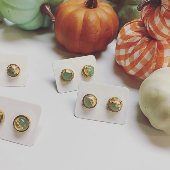 Jade Gold Leaf Studs - Picture 5 of 7